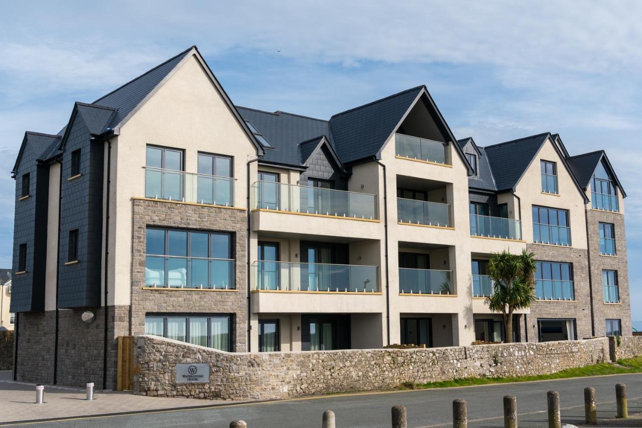 Apartment 3 Waterstone House - Sea Front Apartment, Hot Tub Tenby Exteriér fotografie